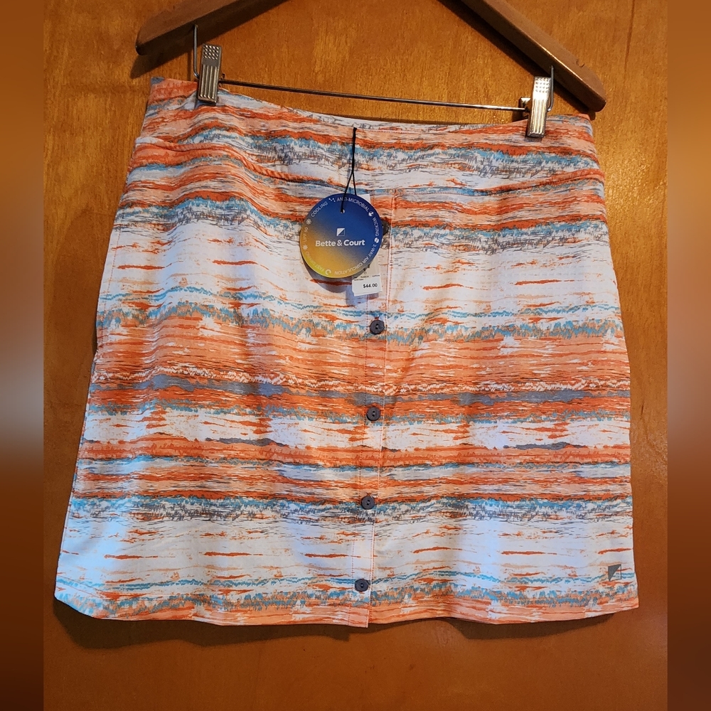 NWT Bette&Court Athletic Skirt